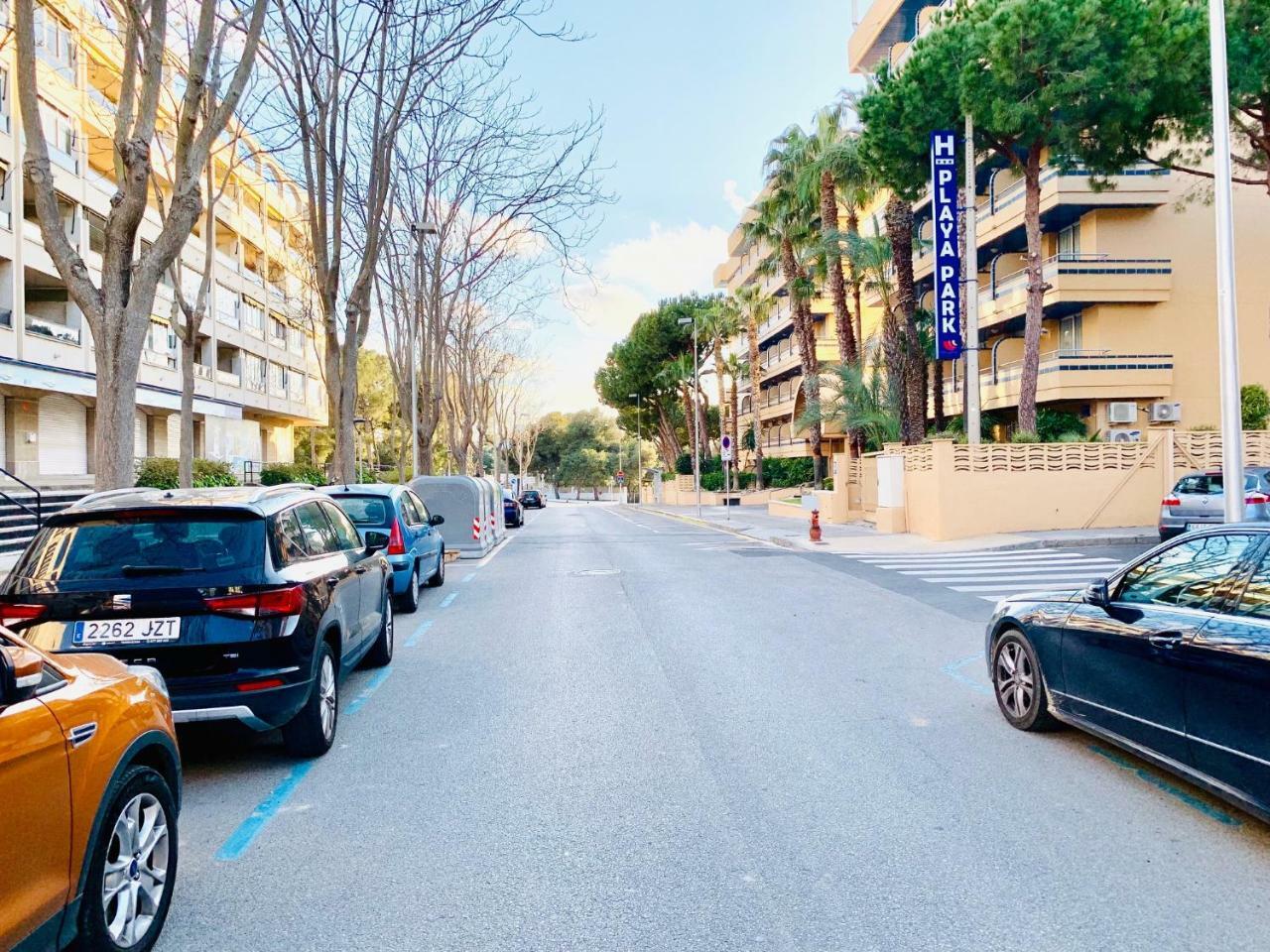 Apartamento Book Playa Larga Salou Exterior foto